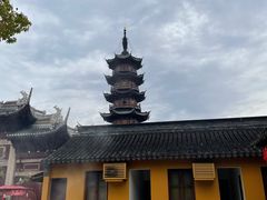 -龙华寺
