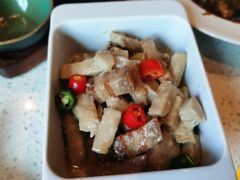 芋头烧肉-半山腰·云南菜(侨福芳草地店)
