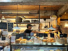 面包甜点陈列柜-仙峰天然面包(迎宾路店)