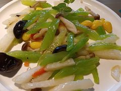 -前海沿·青岛菜(李沧万达店)