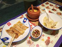 -点兵点将·四川传统小吃集(勐海路店)