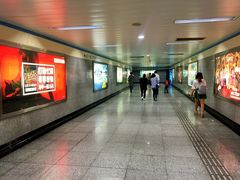 -陆家浜路(地铁站)