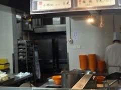 -同济大学本部学苑饮食广场