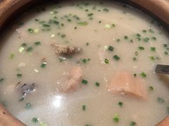 -大中华酒楼·主席武昌鱼·武汉美食地标(江汉路步行街店)