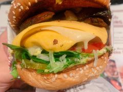 -The Habit Burger Grill 哈比特汉堡(复兴soho店)