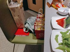 -海底捞火锅(新松江路店)
