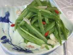 -鱼翅楼·津派砂锅鱼翅(水上公园店)
