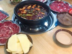 -钱摊摊安顺夺夺粉火锅(宏大广场店)