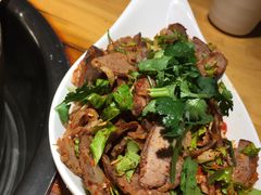 -大众跷脚牛肉馆·非遗传承单位(峨眉山店)