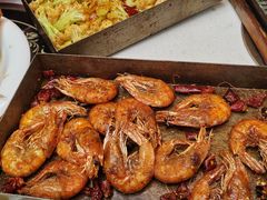 -老东镇啤酒屋海鲜加工·蒸汽海鲜·海鲜烧烤(台东店)