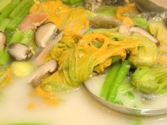 -客家大院·非遗赣南客家菜(郁孤台店)