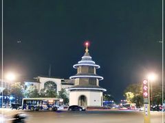 -扬州东关街文昌阁桔子水晶酒店