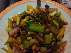 -锅老头海鲜铁锅炖