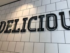 -麦当劳(保利若比邻店)