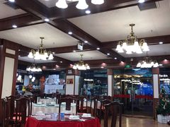 大堂-六和聚传统烤鸭.天津菜(和平店)