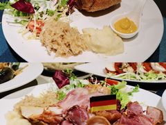 -又见马甲M8融合西餐厅(厦门体育中心店)