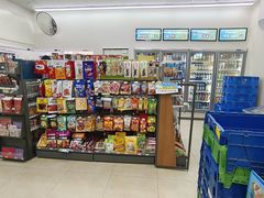 -全家便利店(沪太路三店)