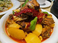 新疆大盘鸡-巴扎美食·新疆菜·西域歌舞表演餐厅(新疆大厦店)