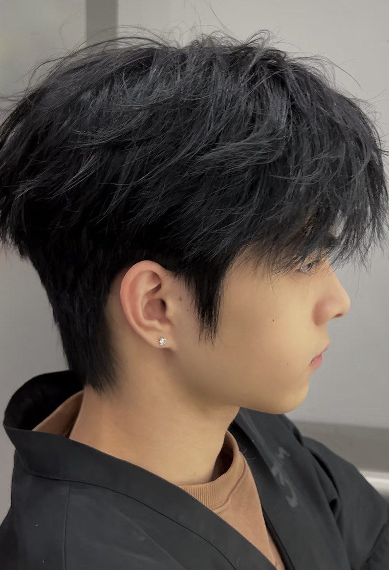 潮流男短发look