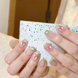 -米小兔美甲美睫