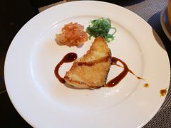 -大中华希尔顿酒店-念自助餐·嗨啤·小龙虾