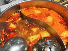 猪手鸳鸯锅-小街猪手(团结湖店)