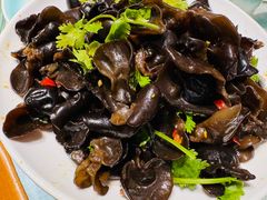 -呷湘厨·鱼汤捞饭·剁椒鱼头·辣椒炒肉(国家会展中心店)