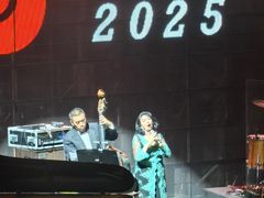 -交通银行前滩31演艺中心