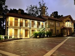 -香港大学