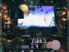 -临界音乐酒馆·小龙虾·江湖菜(华熙LIVE·鱼洞店)
