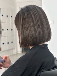 -Hello Lady发型设计