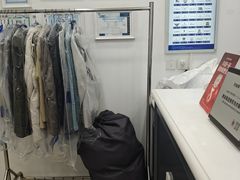 -布瑞琳洗衣(西堤红山店)