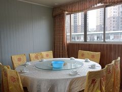 包房-德隆美食城