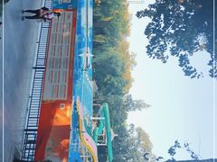 -青年湖公园水上世界