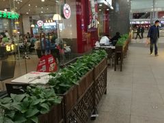 大堂-肯德基(龙之梦购物中心店)