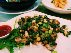 -榕树下海鲜馆(坪山路店)