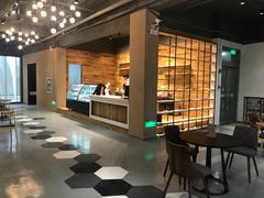 -新华书店(解放中路店)