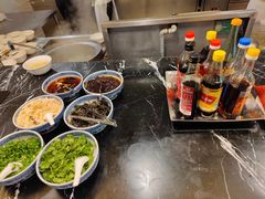 自助调料区-夏阳湖皇冠假日酒店-自助餐厅