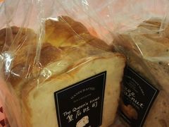 -红跑车蛋糕世界(清江路店)