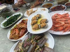 -四川小胡子海鲜(丁村万人海鲜广场店)