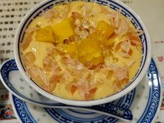 杨枝甘露-广信牛奶甜品世家(台东店)