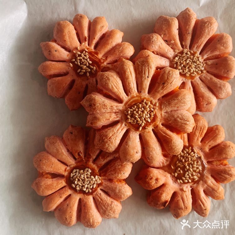一款超级好看还可以吃的花花[加油]