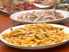 -邱羊子烤全羊羊肉馆(中优·观澜店)