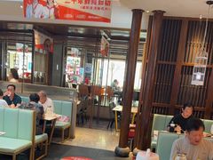 -阿瓦山寨·湘菜现炒·剁椒鱼头王(咸阳总店)