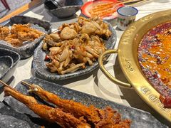 -哥老官重庆美蛙鱼头(西湖银泰十一哥店)