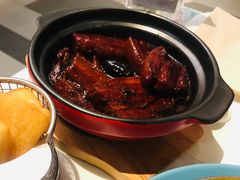 黑枣汁煨五花肉-港丽餐厅(高德置地店)