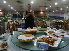 -东江湖游水三文鱼美食城