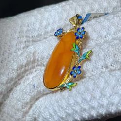 -灵彩珠宝(朗香街店)