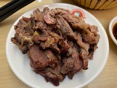 -闫家驴肉老店(华电一校店)