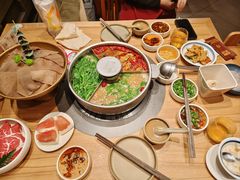 -巴奴毛肚火锅(龙湖锦艺城店)